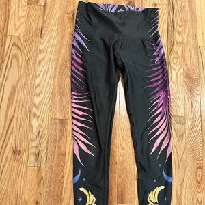 teeki yoga leggings, size XS